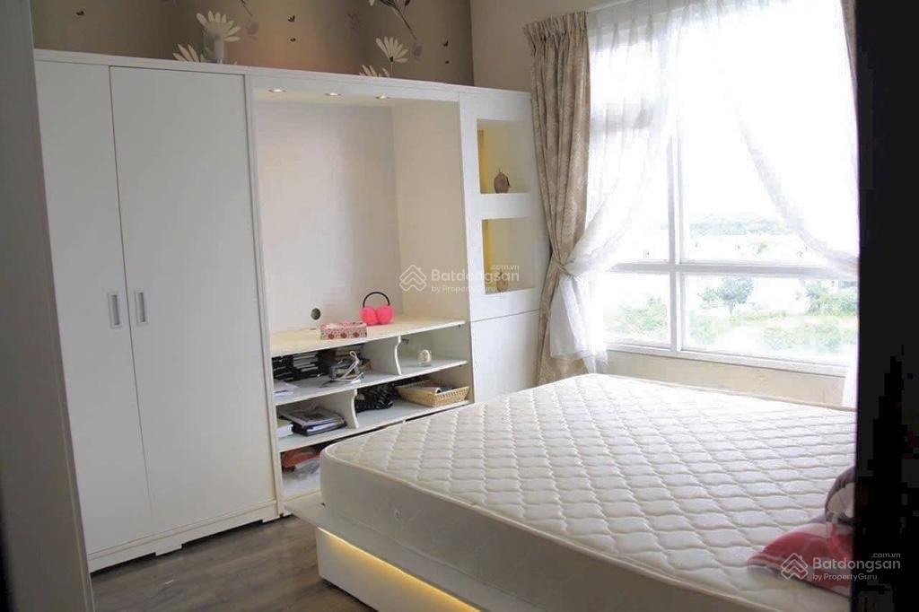 Nhà nở hậu đẹp  cách mạng tháng 8  5.3m/5.6x9m (46m2), 4 tầng  9.5 tỷ