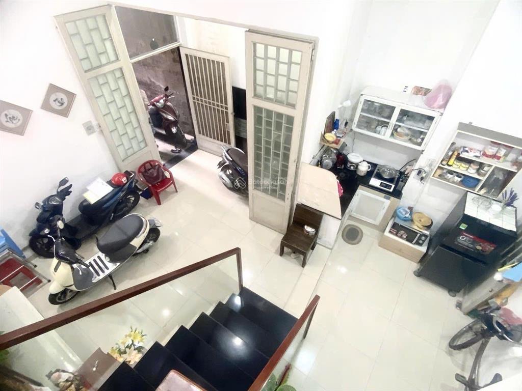 2 căn liền kề, xh đậu cửa  hoàng sa  38/46m2, 4tầng  nhích 7tỷ