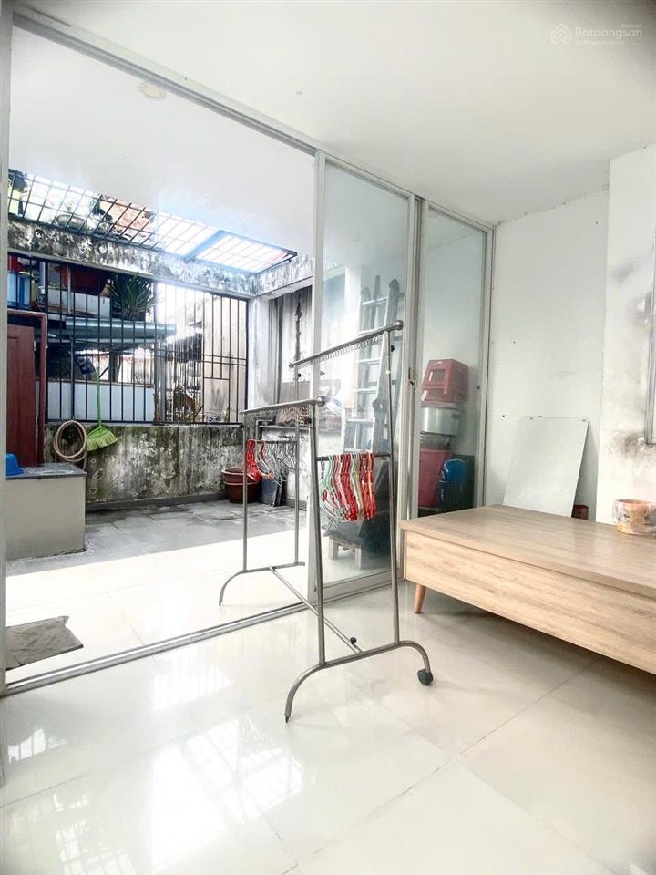 2 căn liền kề, xh đậu cửa  hoàng sa  38/46m2, 4tầng  nhích 7tỷ