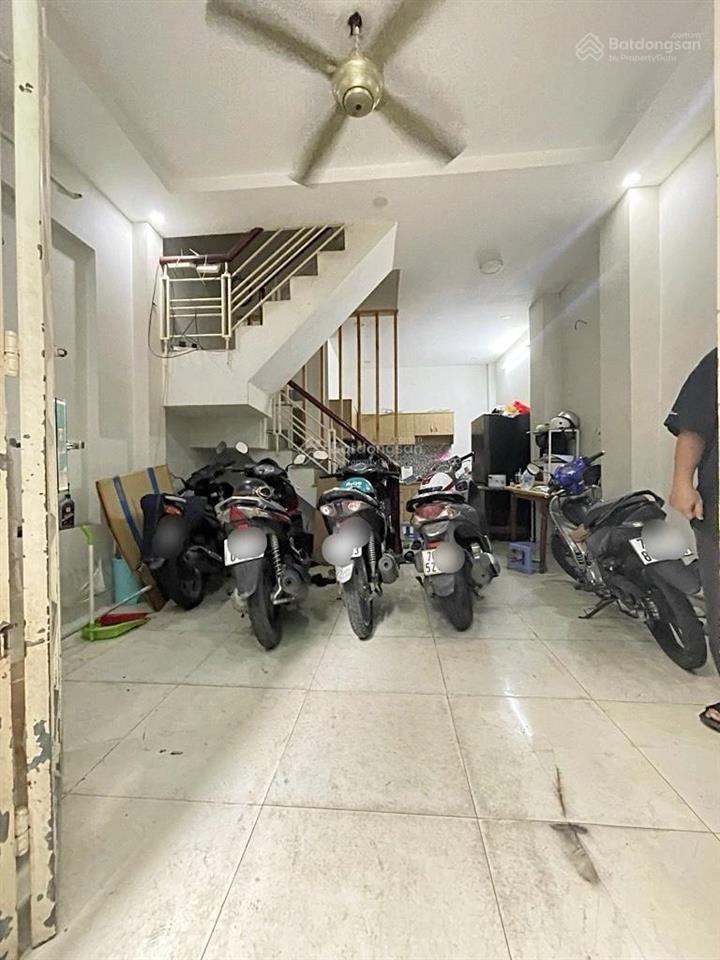 Nhà ngang hiếm, 1/ sẹc, ko lg qh  nguyễn tiểu la  4.6x8 (34m2), 4tầng  5.7tỷ
