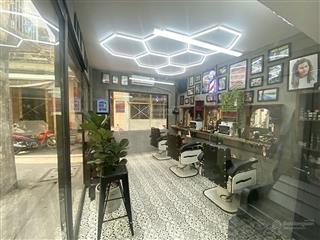 Nhà c4, lô góc, 1/ sẹc  cách mạng tháng 8  3.5x8.5(29.1m2)  3.42tỷ