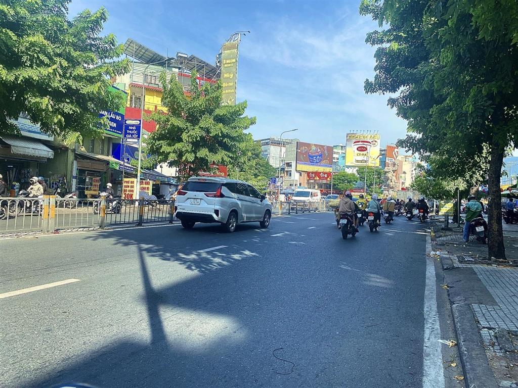 Nhà sổ đẹp, ko lg qh  lý thái tổ  3.1x7m (21m2), 4tầng  4.35tỷ