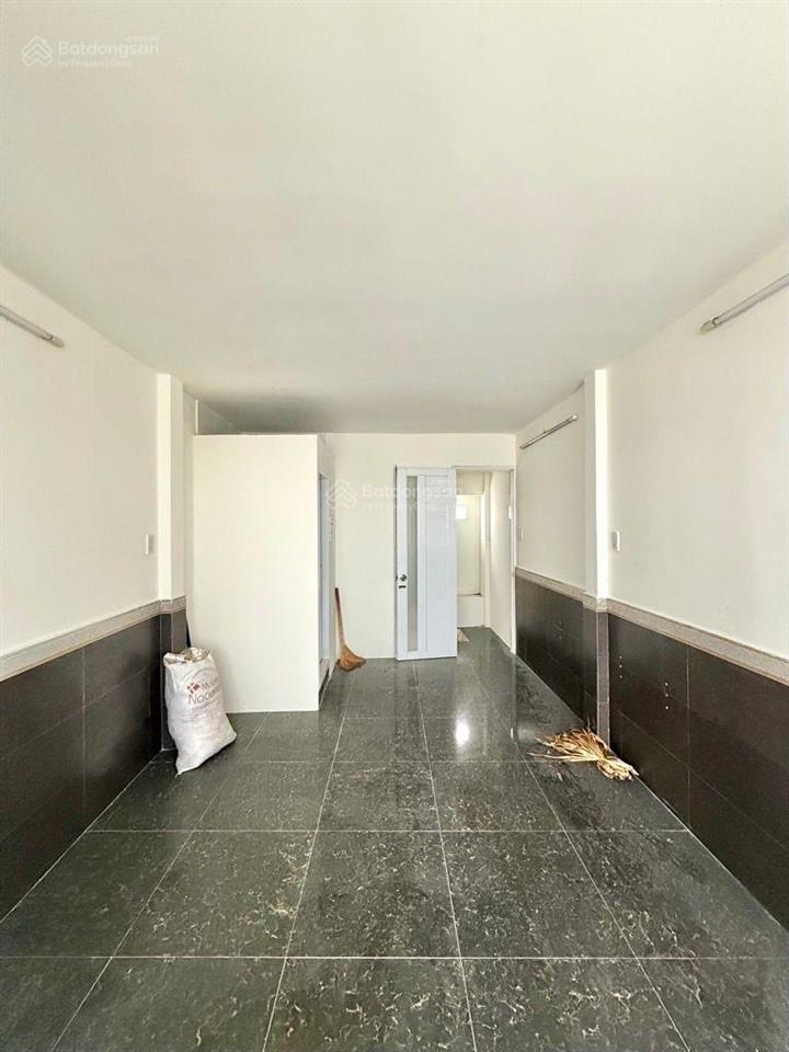 Nhà sổ đẹp, ko lg qh  lý thái tổ  3.1x7m (21m2), 4tầng  4.35tỷ