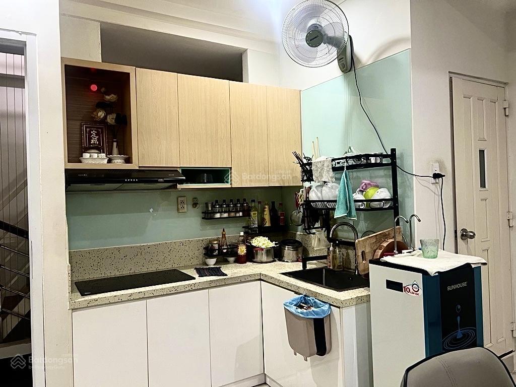 Nhà mặt tiền hẻm 285, sổ đẹp  cách mạng tháng 8  4.5x13.5 (60m2), 4tầng  19.5tỷ