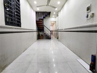Nhà khu hiếm, nở hậu xíu  huỳnh tịnh của  33m2, 3 tầng  nhỉnh 5 tỷ