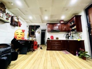 Nhà nở hậu, ko lg qh  lê văn sỹ  4x10(38m2), 4tầng  5.5tỷ