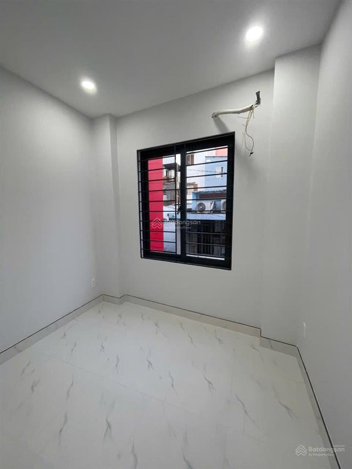 Nhà mới ở ngay, 1/ sẹc  trần hưng đạo  3x10(24/31m2), 3tầng  5.68tỷ