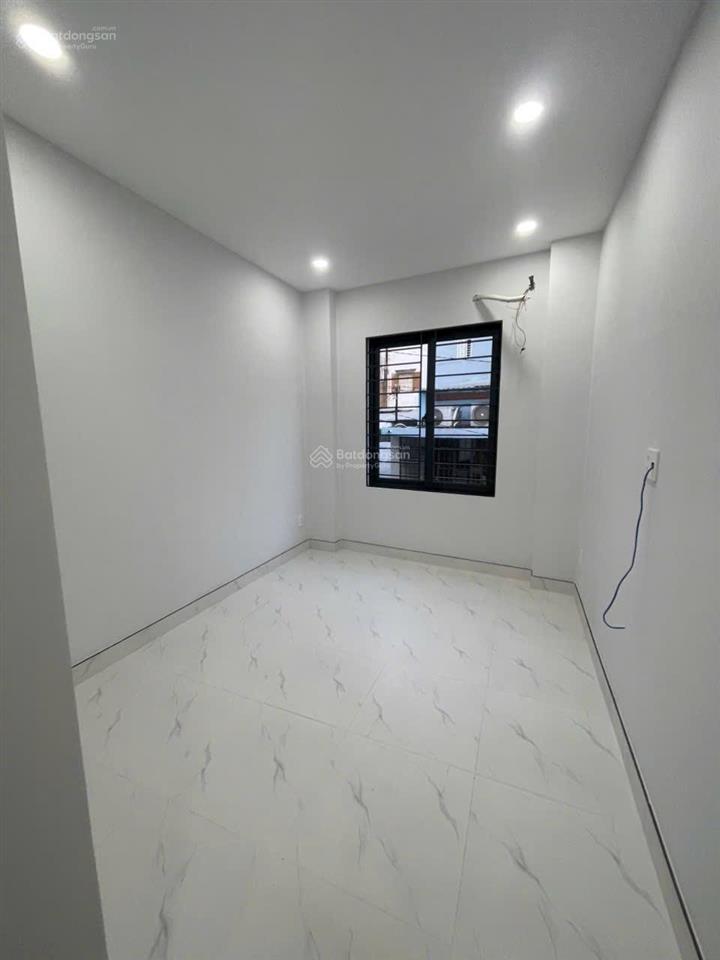 Nhà mới ở ngay, 1/ sẹc  trần hưng đạo  3x10(24/31m2), 3tầng  5.68tỷ