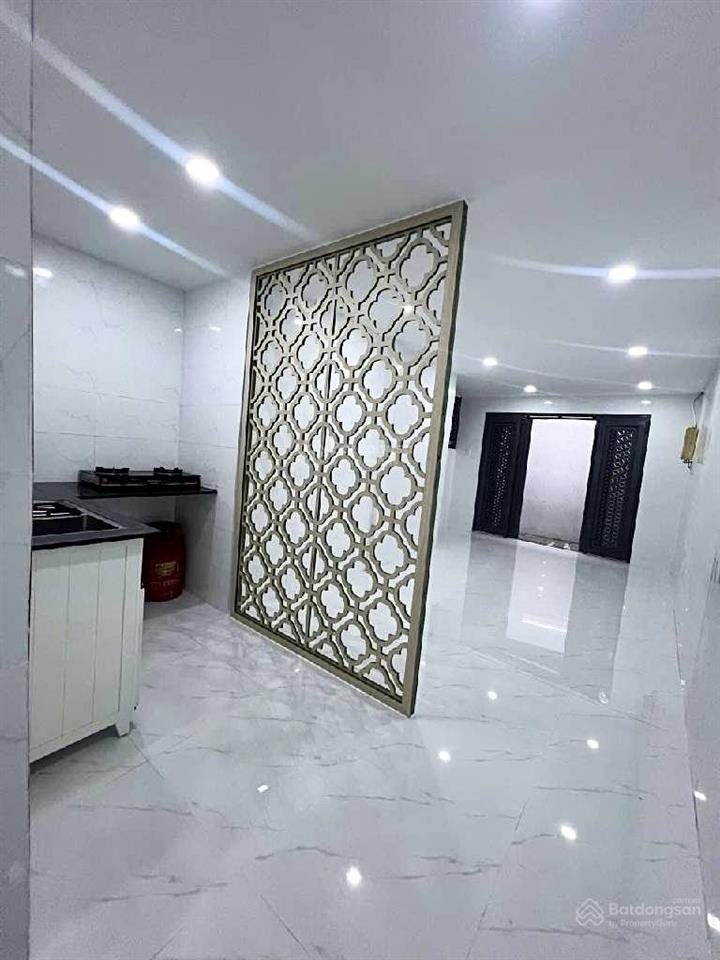 Nhà mới ở ngay, không lg qh  bà hạt  3.3x14m (42m2), 2 tầng  5.1 tỷ