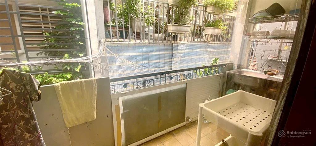 Nhà c4, nở hậu, 2 mặt hẻm  tô hiến thành  4x12.5m (49.3m2), 2 tầng  6.3 tỷ