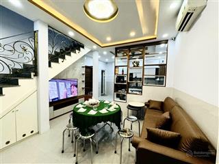 Nhà mới, lô góc, nở hậu  cách mạng tháng 8  4.3/7x8 (45/51m2), 2 tầng  6.75 tỷ