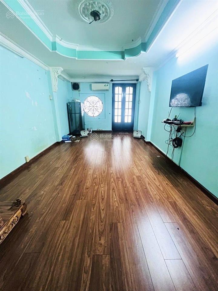 Nhà 2 mặt hẻm lâu năm  trần quang diệu  3.6x19 (65.1m2), 4tầng  8.9tỷ