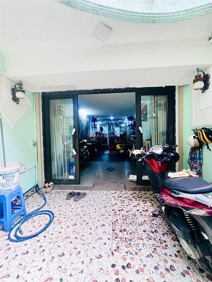 Nhà 2 mặt hẻm lâu năm  trần quang diệu  3.6x19 (65.1m2), 4tầng  8.9tỷ