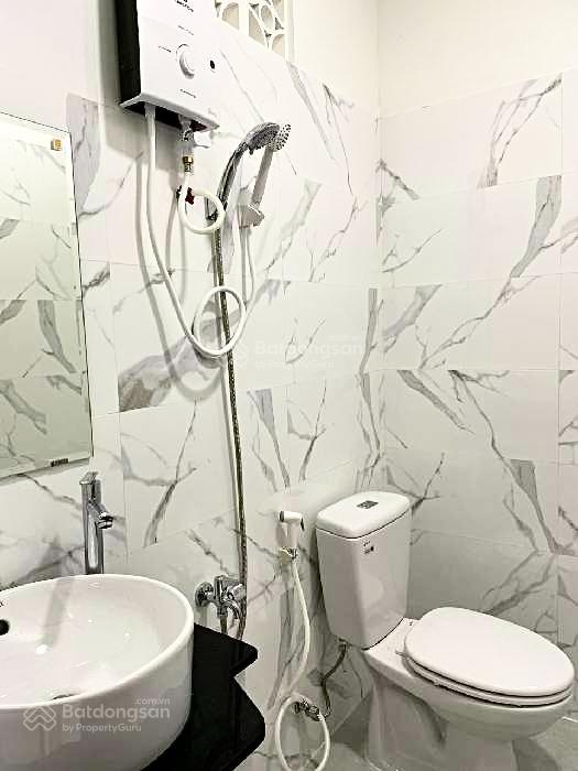 Nhà c3 hẻm 285, hẻm 4m  cách mạng tháng 8  62/65m2  7,9 tỷ