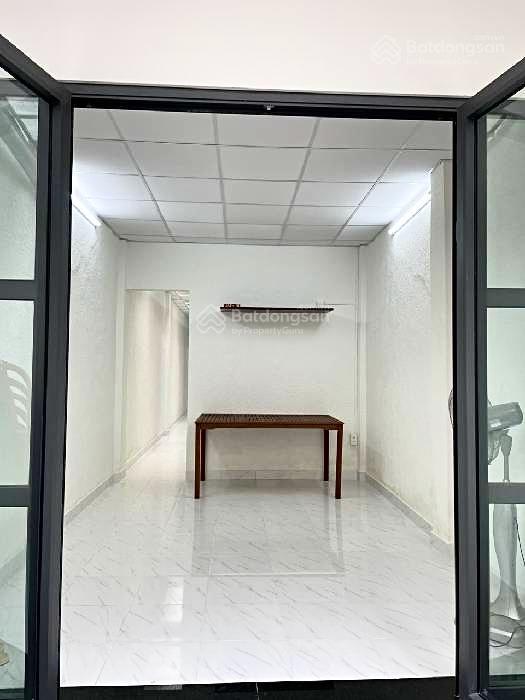 Nhà c3 hẻm 285, hẻm 4m  cách mạng tháng 8  62/65m2  7,9 tỷ