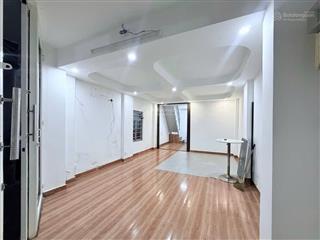 Nhà c3 lô góc, 1/ sẹc  nguyễn thị minh khai  4x9.5(31/33m2), 2tầng  5.2tỷ