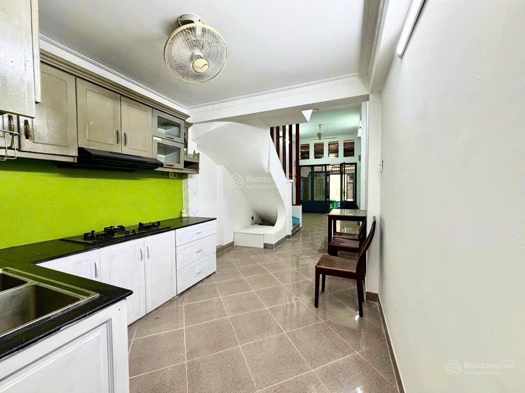 Nhà lâu năm  lý chính thắng  3x14(44m2), 3tầng  6.75tỷ