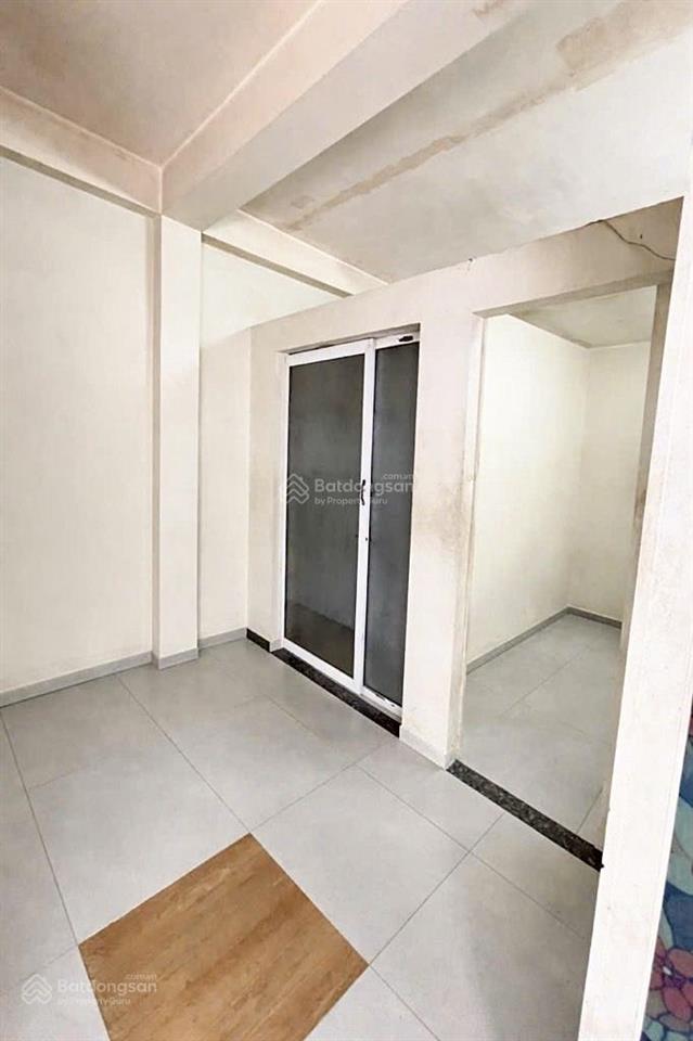 Nhà mt hẻm xh 8m, ngang hiếm, ko lg qh  nguyễn ngọc lộc  9x4(36m2), 4tầng  10.5tỷ