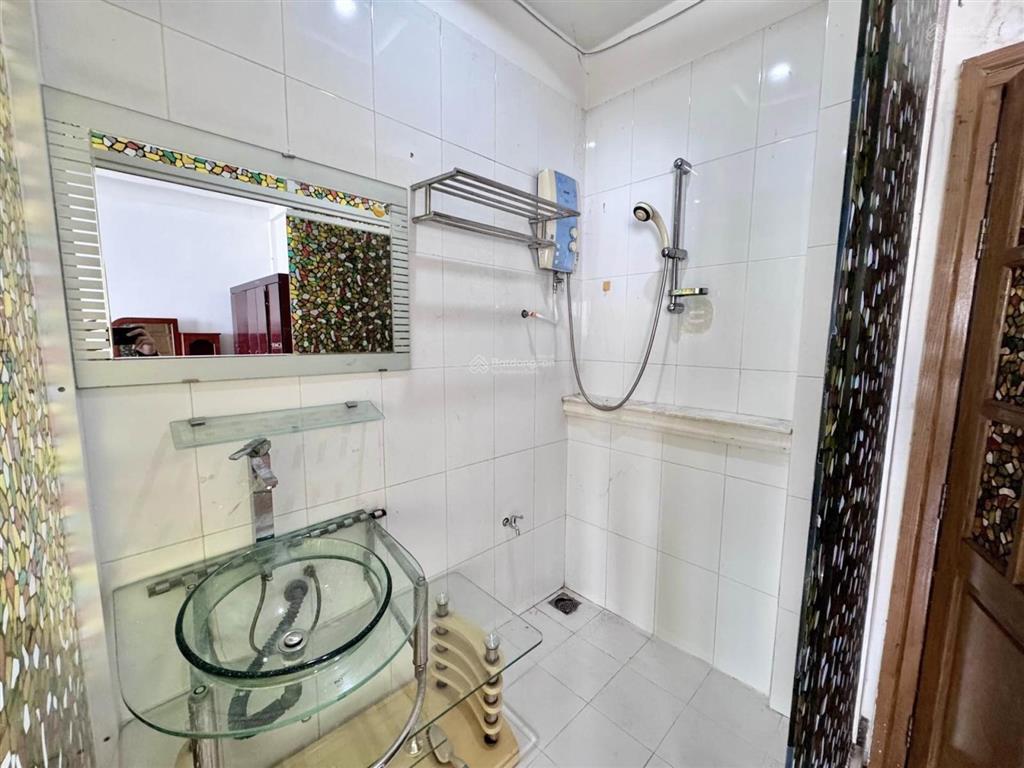 2.9tỷ sở hữu ch view mặt tiền đường võ văn tần  5.5x11 (52m2)