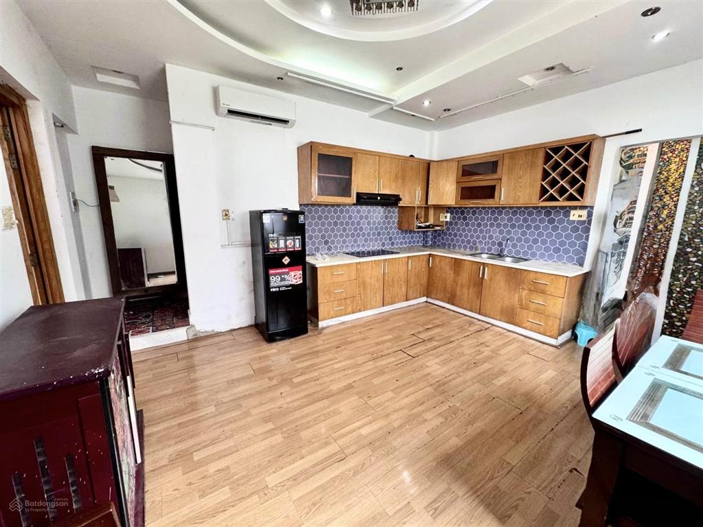 2.9tỷ sở hữu ch view mặt tiền đường võ văn tần  5.5x11 (52m2)
