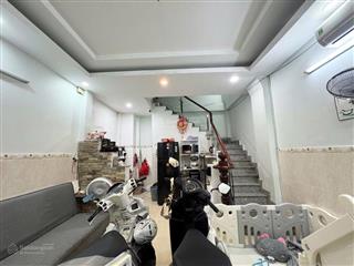 Nhà ngang hiếm, 1/ sẹc, ko lg qh  bà hạt  4.2x7(27m2), 4tầng  5.8tỷ