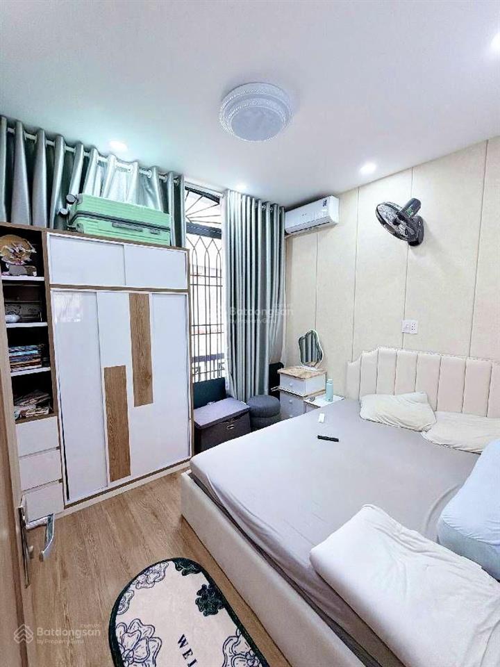 Nhà đẹp, 2 mặt hẻm, ko lg qh  trần văn đang  3.4/4x5(18/20m2), 3 tầng  3.95 tỷ