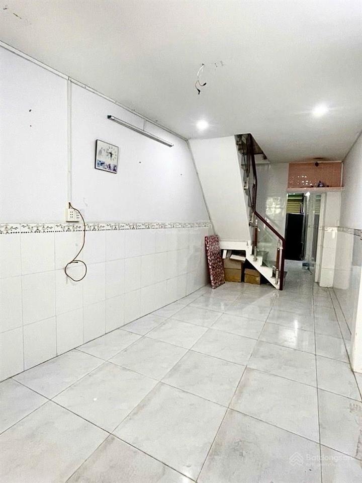 Nhà 2 mặt hẻm, 1/ sẹc, không lg qh  ngô gia tự  3.2x13m (41m2), 2 tầng  5.5 tỷ