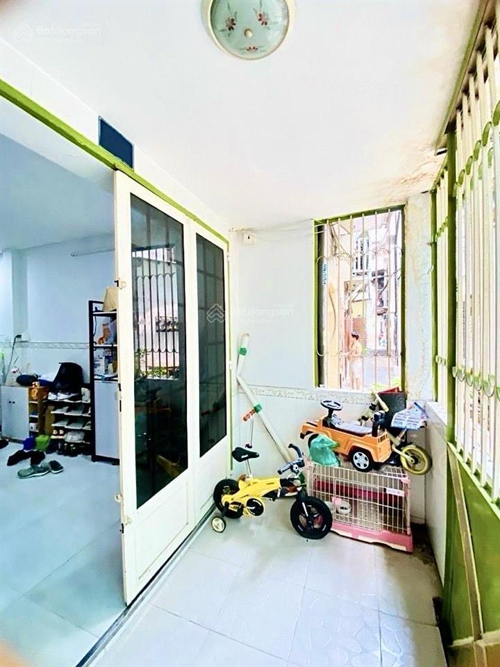 Nhà 2 mặt hẻm, 1/ sẹc, không lg qh  ngô gia tự  3.2x13m (41m2), 2 tầng  5.5 tỷ