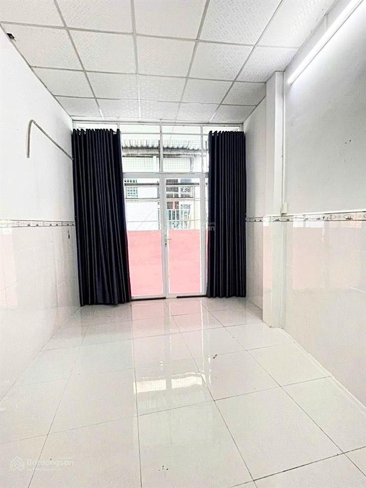 Nhà 2 mặt hẻm, 1/ sẹc, không lg qh  ngô gia tự  3.2x13m (41m2), 2 tầng  5.5 tỷ