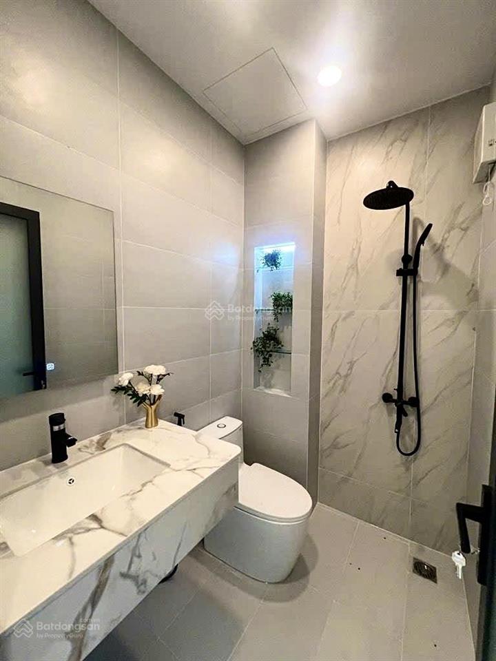 Nhà mới, hẻm 8m xh quay đầu, sổ đẹp, ko lg qh  cách mạng tháng 8  3x8(23m2), 3tầng  6.5tỷ