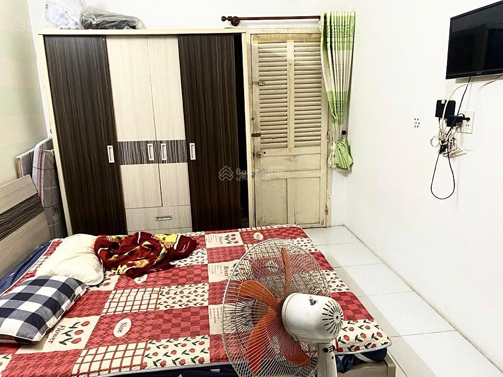 Nhà 1/sẹc, sổ đẹp  lý thái tổ  3.2x7(21m2), 3tầng  5.15tỷ