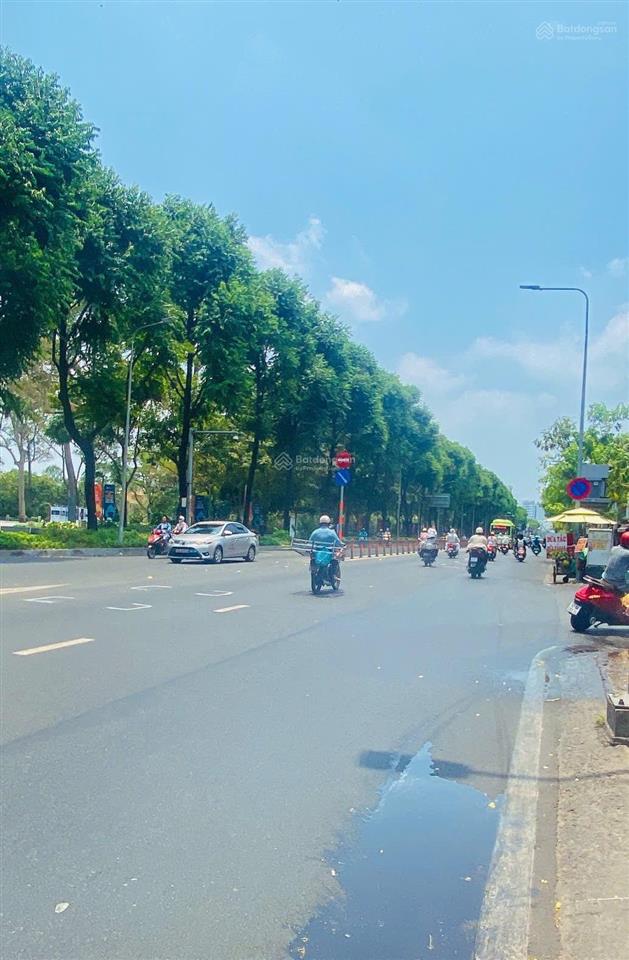 Nhà 1/sẹc, sổ đẹp  lý thái tổ  3.2x7(21m2), 3tầng  5.15tỷ