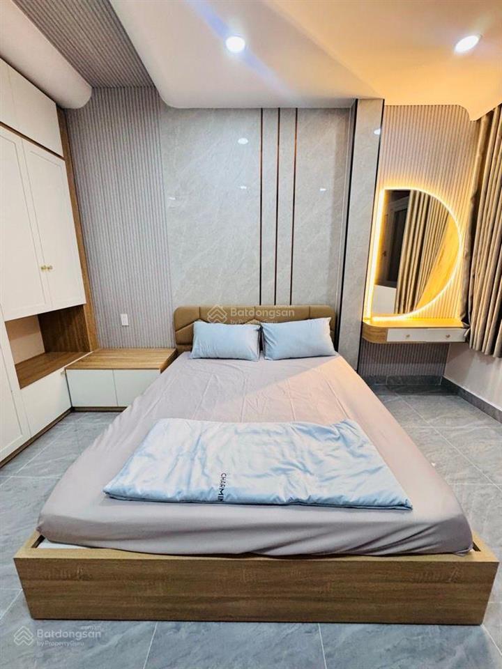 Nhà mới đẹp, nở hậu  lê văn sỹ  4.7/5.6x7.5 (28/34m2), 4tầng  7.3tỷ