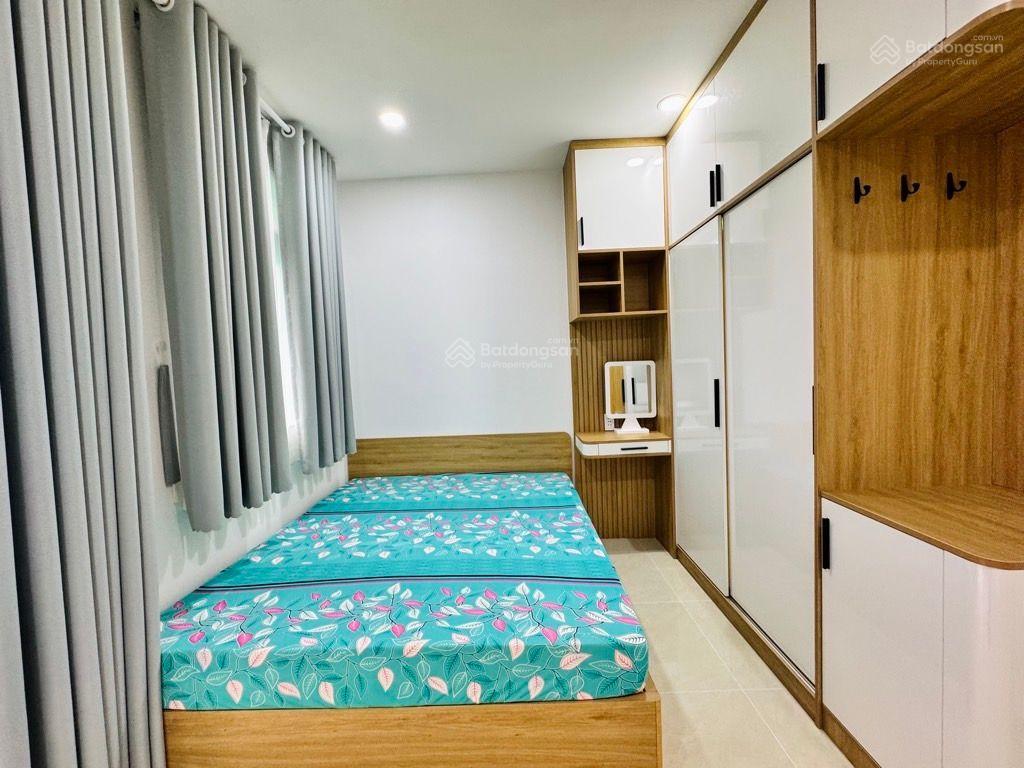 Nhà mới, 1/sẹc, lô góc không lg qh  trần quốc thảo  4x10m (42m2), 2 tầng  6.35 tỷ