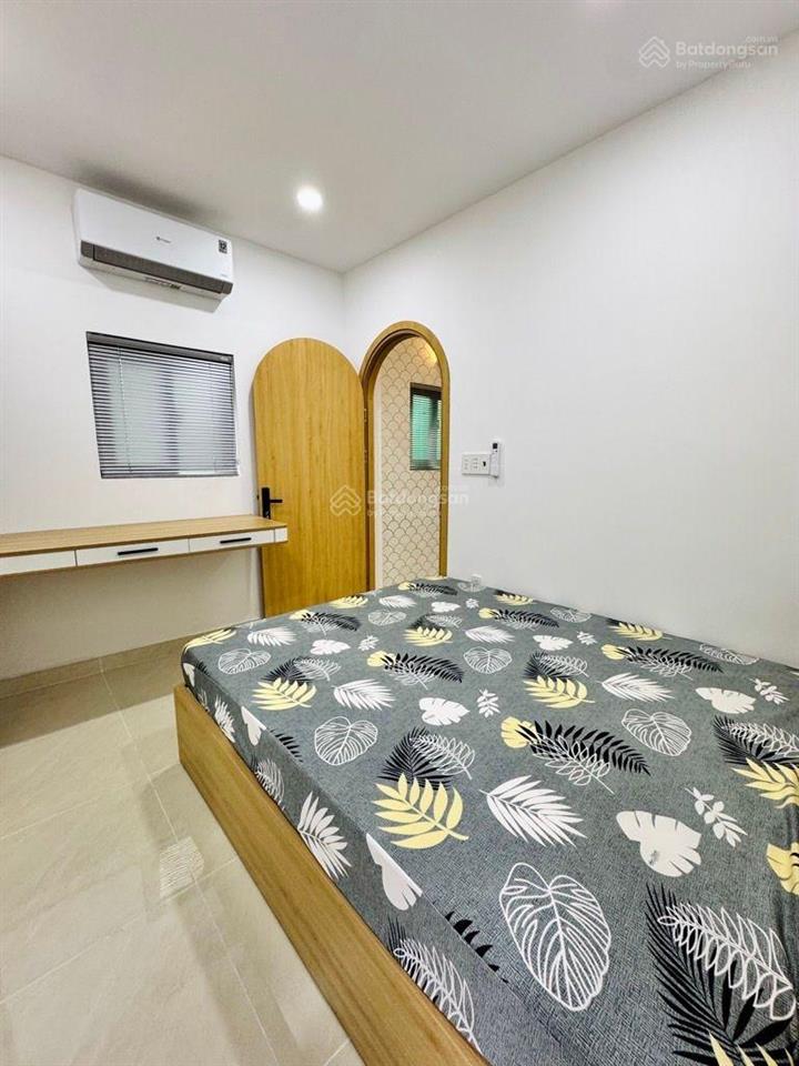 Nhà mới, 1/sẹc, lô góc không lg qh  trần quốc thảo  4x10m (42m2), 2 tầng  6.35 tỷ