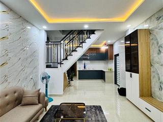Nhà mới, 1/sẹc, lô góc không lg qh  trần quốc thảo  4x10m (42m2), 2 tầng  6.35 tỷ