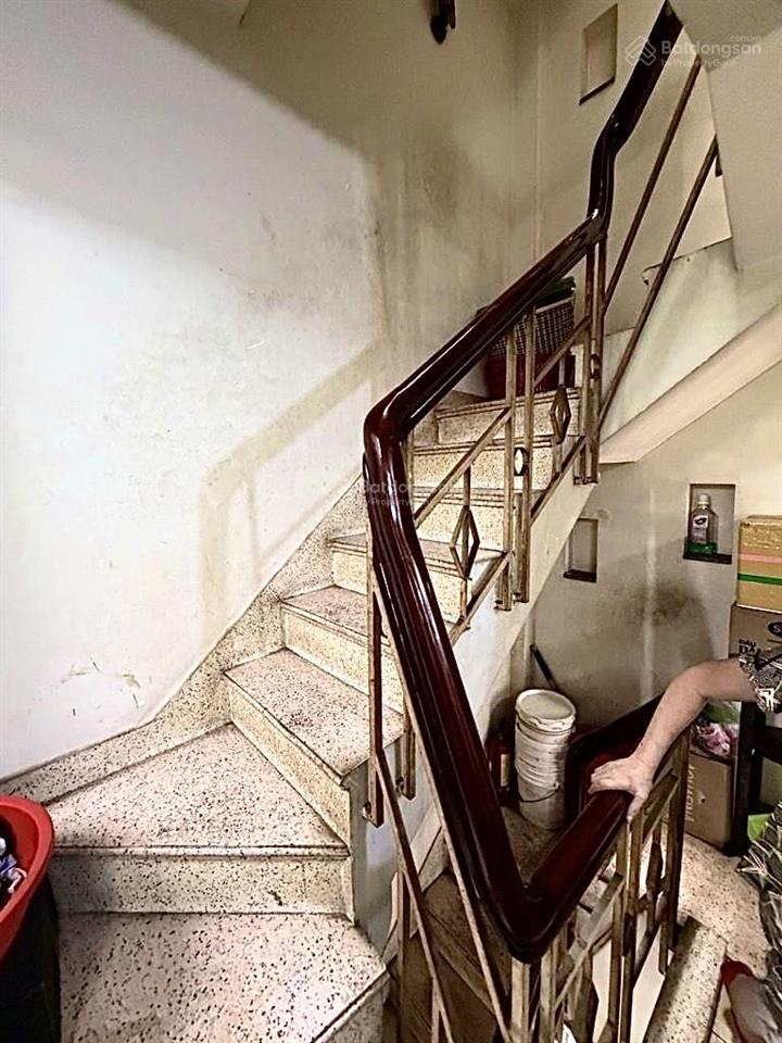 Nhà lô góc, 1/sẹc, sổ đẹp  nhật tảo  4.2x8(33m2), 4tầng  5.3tỷ