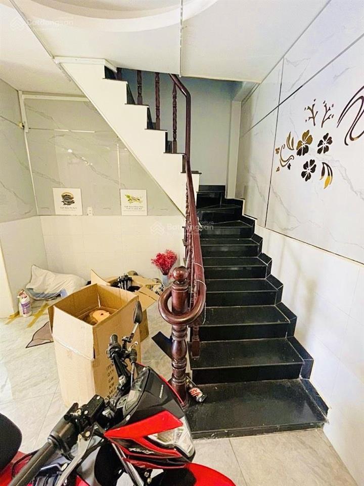 Nhà hẻm xh đậu cửa, nở hậu, 1/sẹc  nguyễn thiện thuật  3.3/4x10(36/40m2), 2 tầng  7.3 tỷ