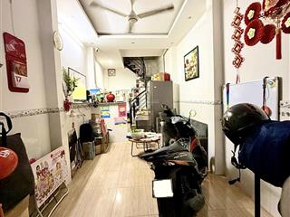 Nhà sổ đẹp, ko lg qh  nguyễn văn cừ  24m2, 3tầng  5tỷ