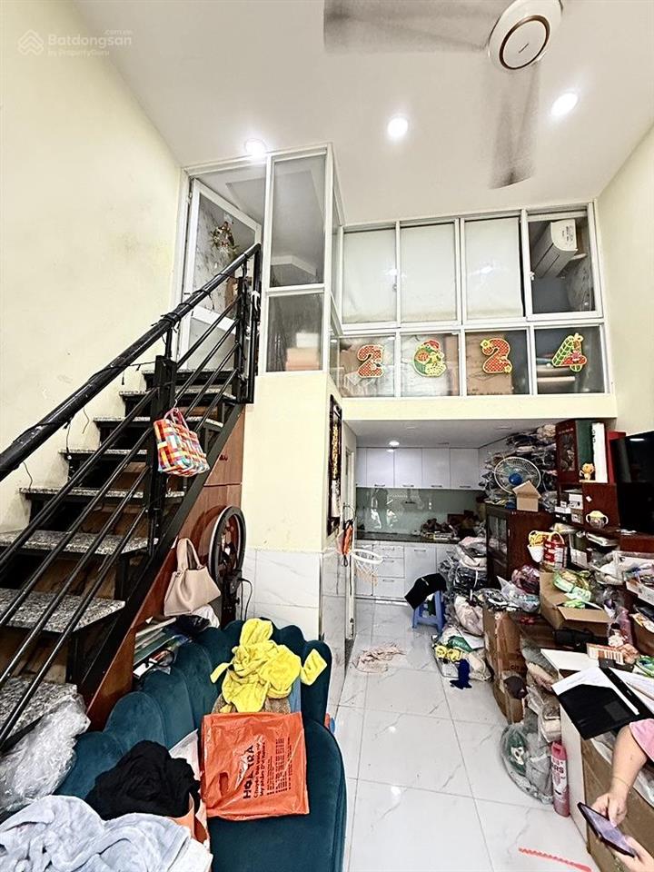 Nhà sổ đẹp, ngang hiếm  bà hạt  6.8x8.3(56m2), 4tầng  9.2ty