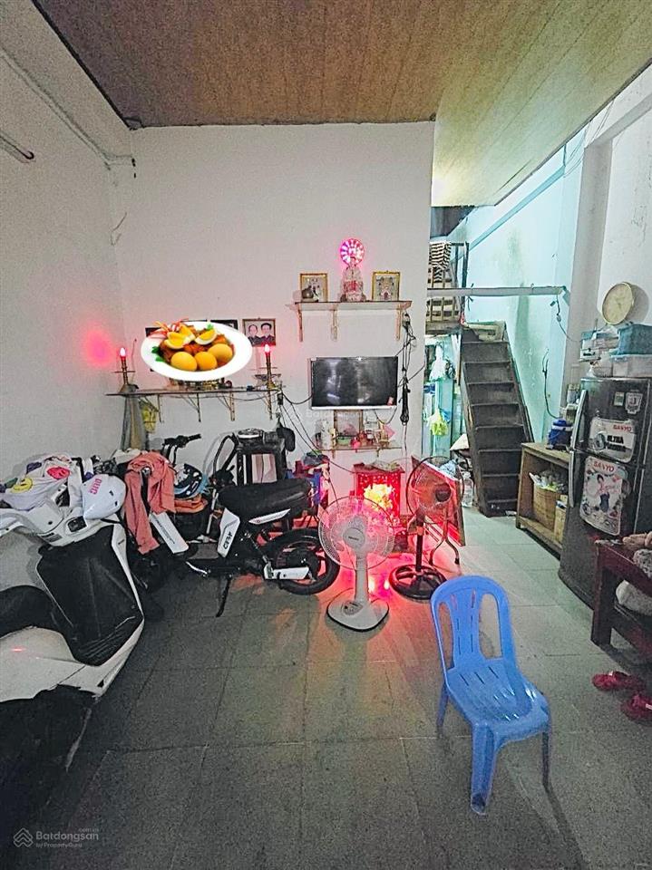 Nhà lâu năm, nở hậu, không lg qh  lý thái tổ  4x8m, 4 tầng  nhỉnh 5 tỷ