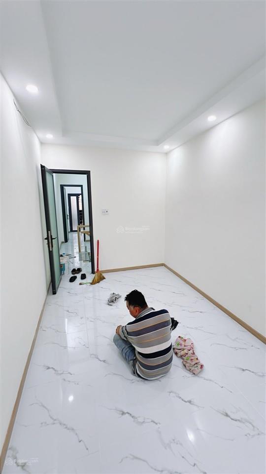 Nhà mới ở ngay, 1/sẹc, 2 mặt hẻm  võ văn tần  33m2, 2tầng  5.8tỷ