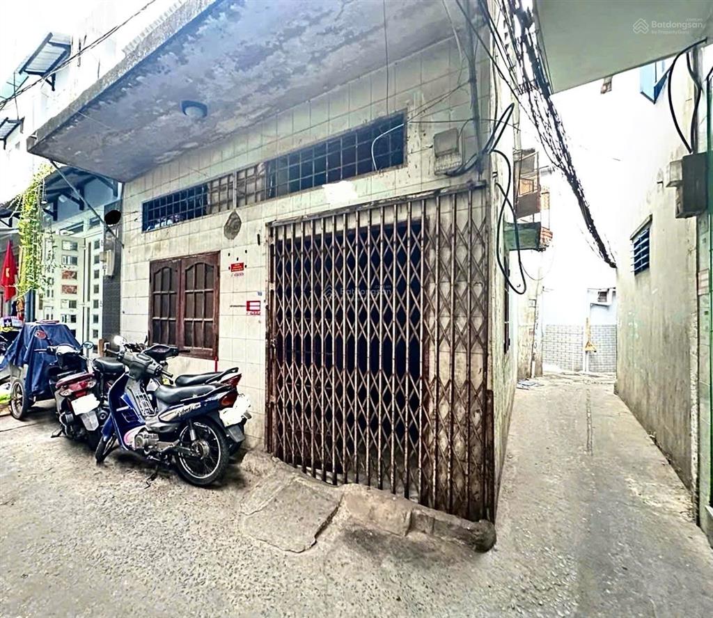 Nhà c3 lô góc, 1/ sẹc, 3 mặt hẻm  trần văn đang  5x7(29/35m2), 2tầng  4.8tỷ