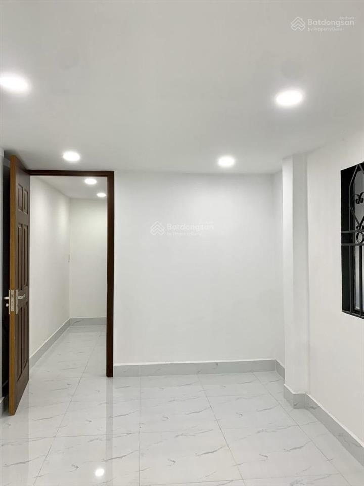 Nhà mới, hẻm 1/, sổ đẹp  nguyễn đình chiểu  22/24m2, 3tầng  nhích 5tỷ