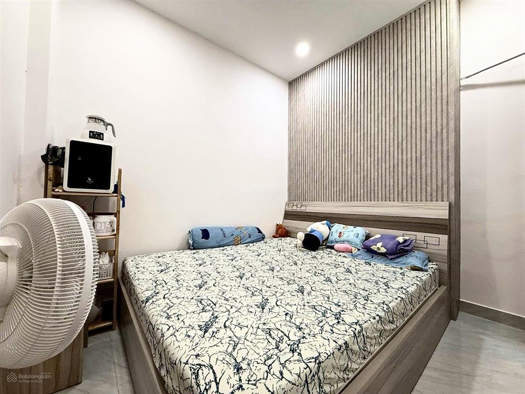 Nhà hẻm xh 6m, sổ đẹp, 1/sẹc  nguyễn phúc nguyên  3.3x13 (43/46m²), 4 tầng  12.3 tỷ