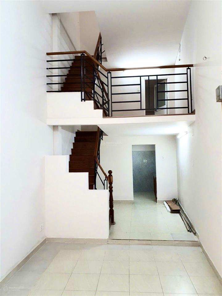 Nhà lô góc, 1/sẹc, ko lg qh  bùi thị xuân  31m², 3 tầng  6.6 tỷ