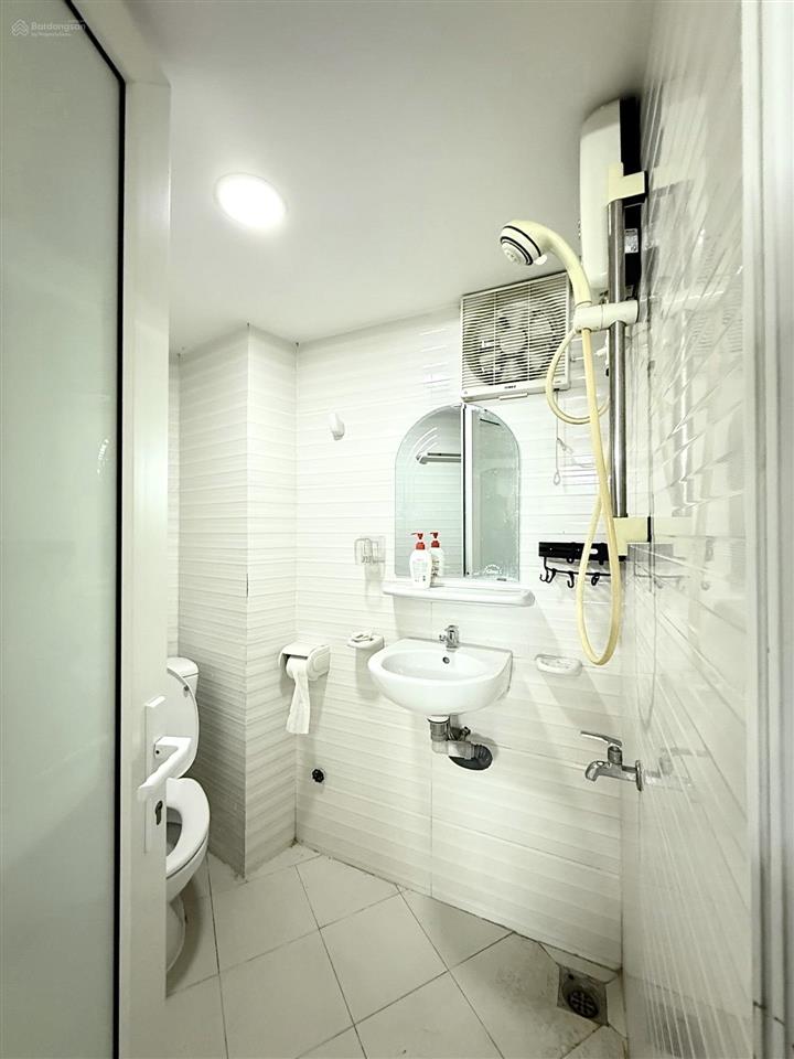 Nhà mới, 2 mặt hẻm  cao thắng  10x5m (53.1m2), 3 tầng  6.8 tỷ
