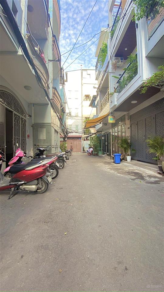 Nhà lô góc, nở hậu đẹp, ko lg qh  lê văn sỹ  4x8(31m2), 5tầng  5.76tỷ
