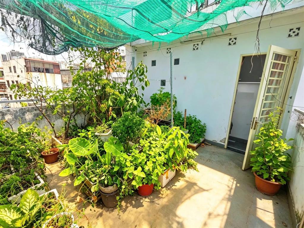 Nhà tâm huyết, sổ đẹp, ko lg qh  cách mạng tháng tám  4.3x7m (30m2) 4 tầng  5.8 tỷ