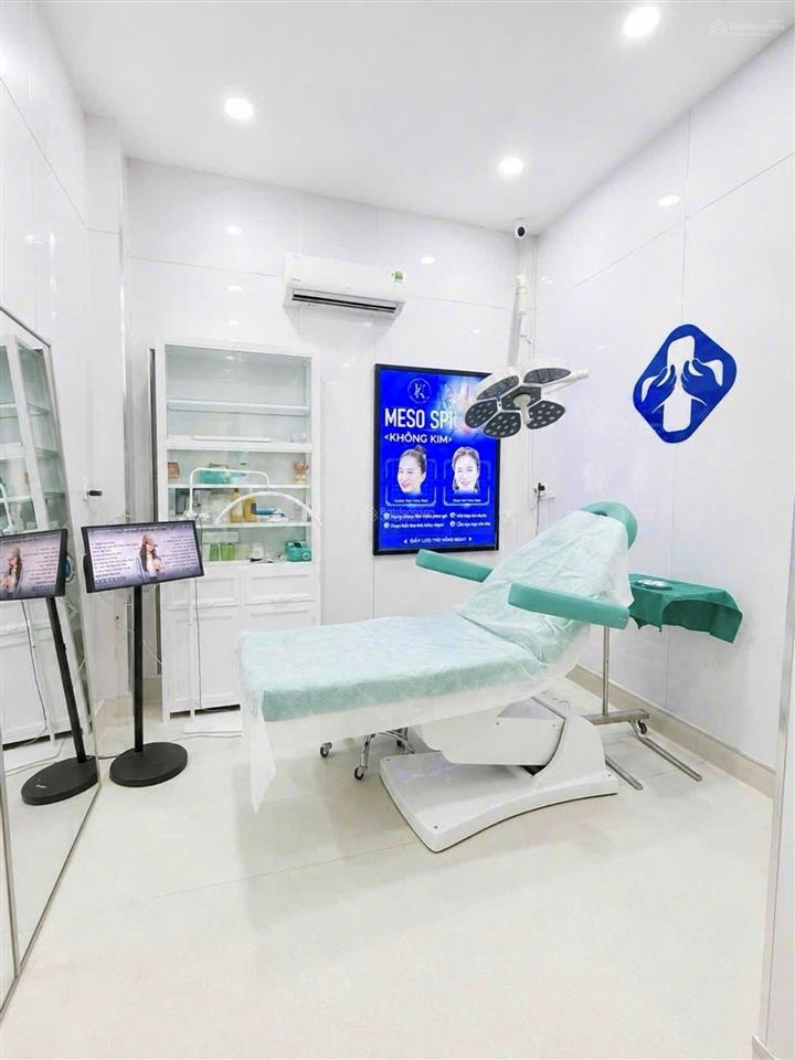 Nhà đẹp, 1/ sẹc, hẻm xh 4m  cách mạng tháng tám  24.2m2, 2 tầng  4.95tỷ